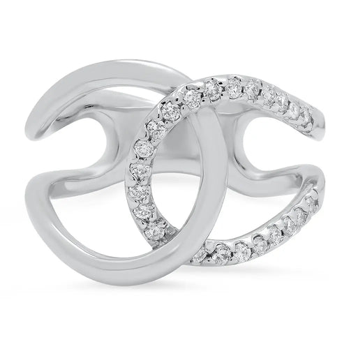 Fashionable Diamond Ring