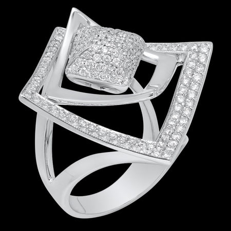 Distinctive Oval Diamond Ring