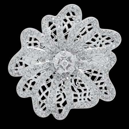 Distinctive Oval Diamond Ring