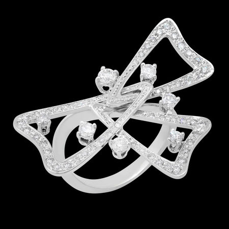 Distinctive Oval Diamond Ring